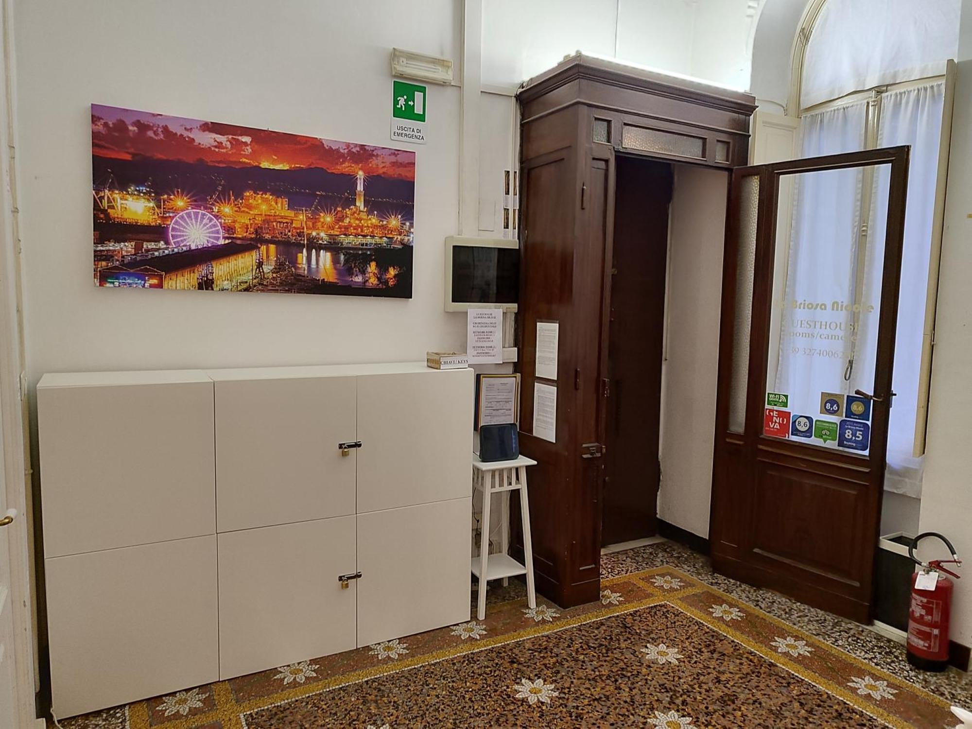 Guesthouse La Briosa Nicole Γένοβα Εξωτερικό φωτογραφία