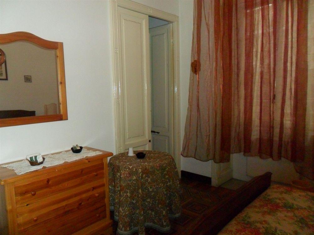 Guesthouse La Briosa Nicole Γένοβα Εξωτερικό φωτογραφία